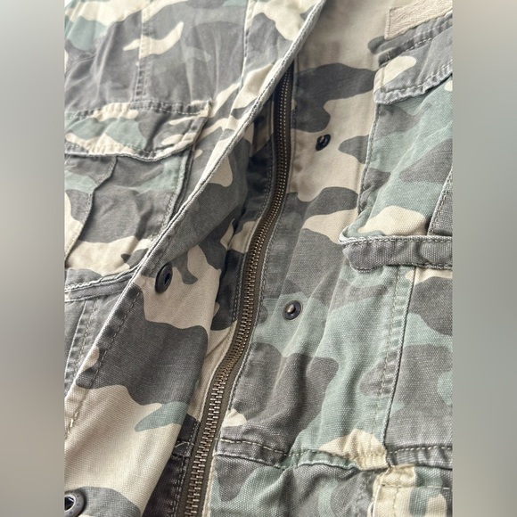 Aeropostale Camouflage Utility Jacket - Picture 3 of 3